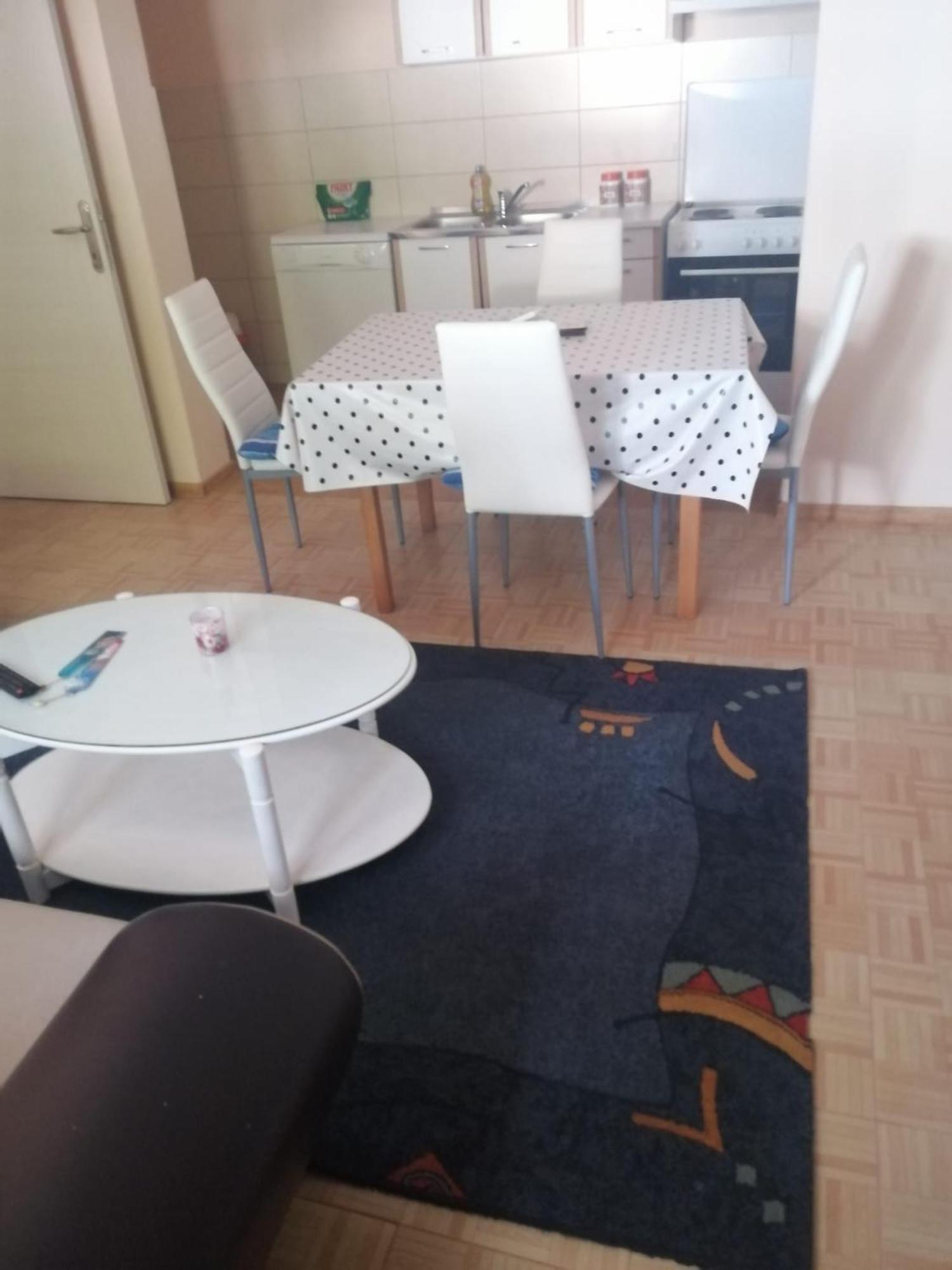 Dijana Lägenhet Budva