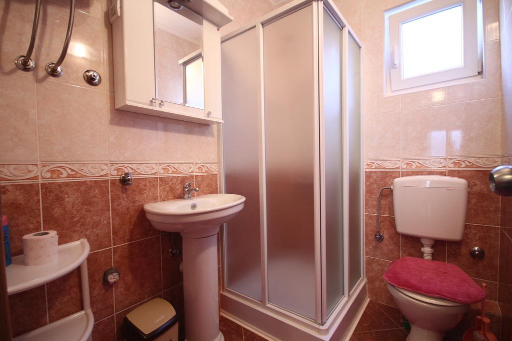 Dijana Apartment *